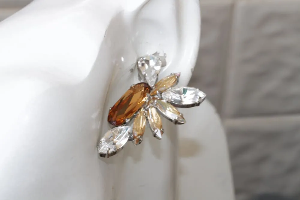 BROWN CLUSTER EARRINGS
