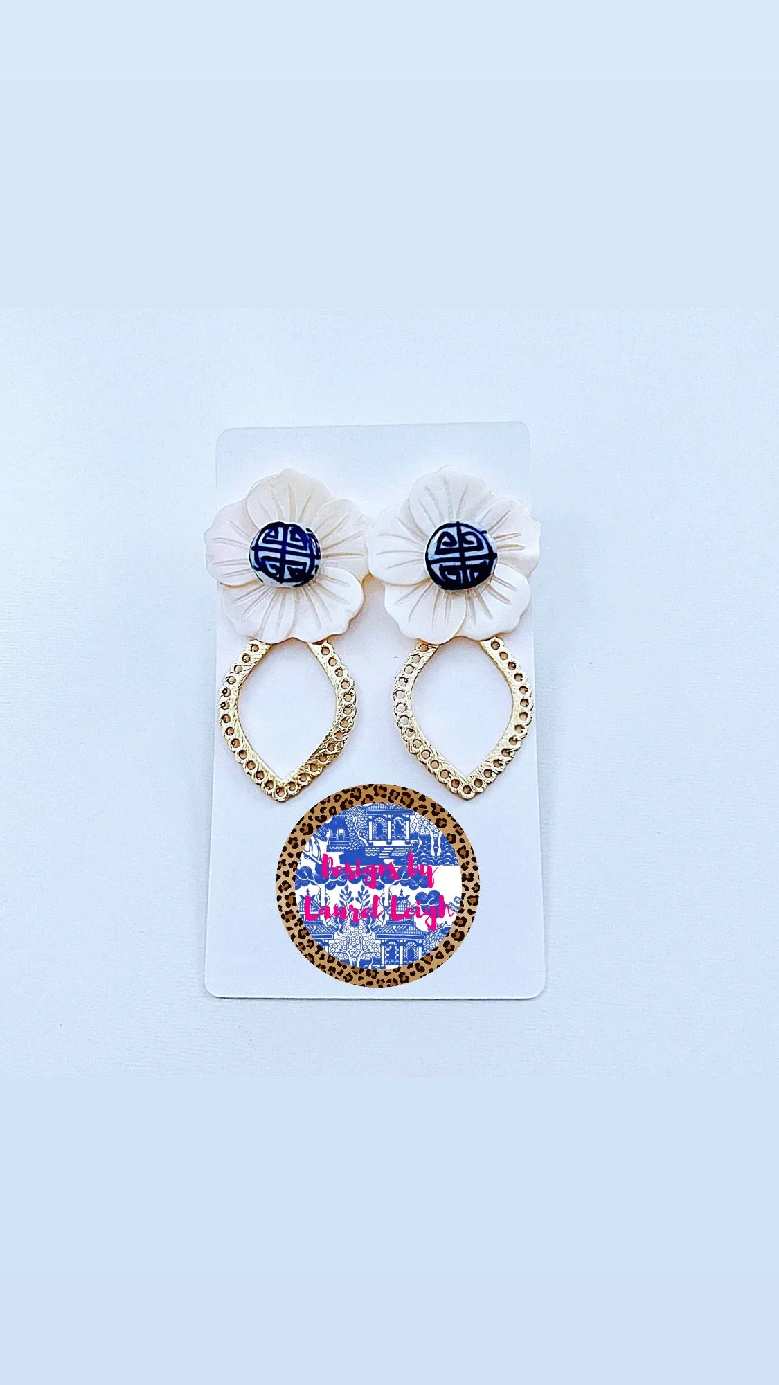 Gold Scalloped Floral Chinoiserie Earrings