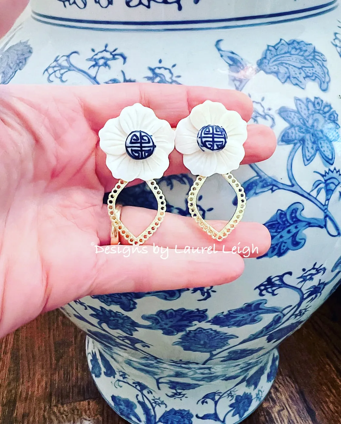 Gold Scalloped Floral Chinoiserie Earrings