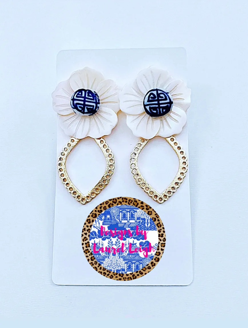 Gold Scalloped Floral Chinoiserie Earrings