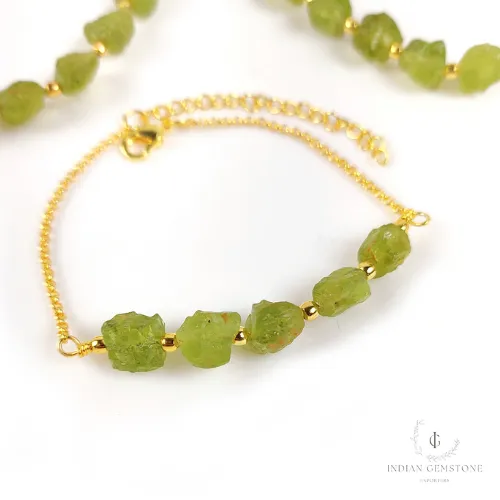 Natural Raw Peridot Gemstone Bracelet, Gold Plated Bracelet, August Birthstone Jewelry, Layering Friendship Bracelet, Adjustable Bracelet,