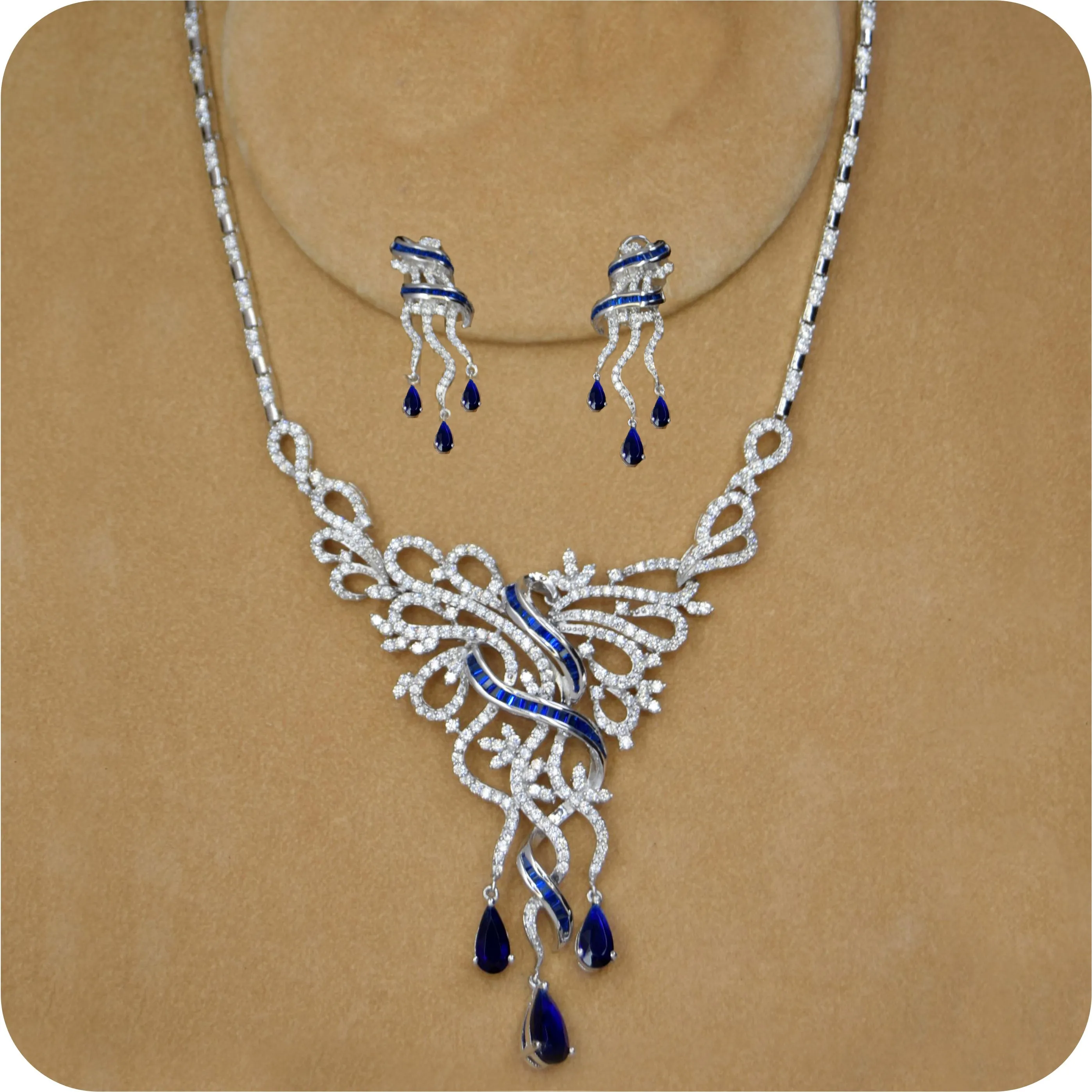 Sapphire Elegance Necklace