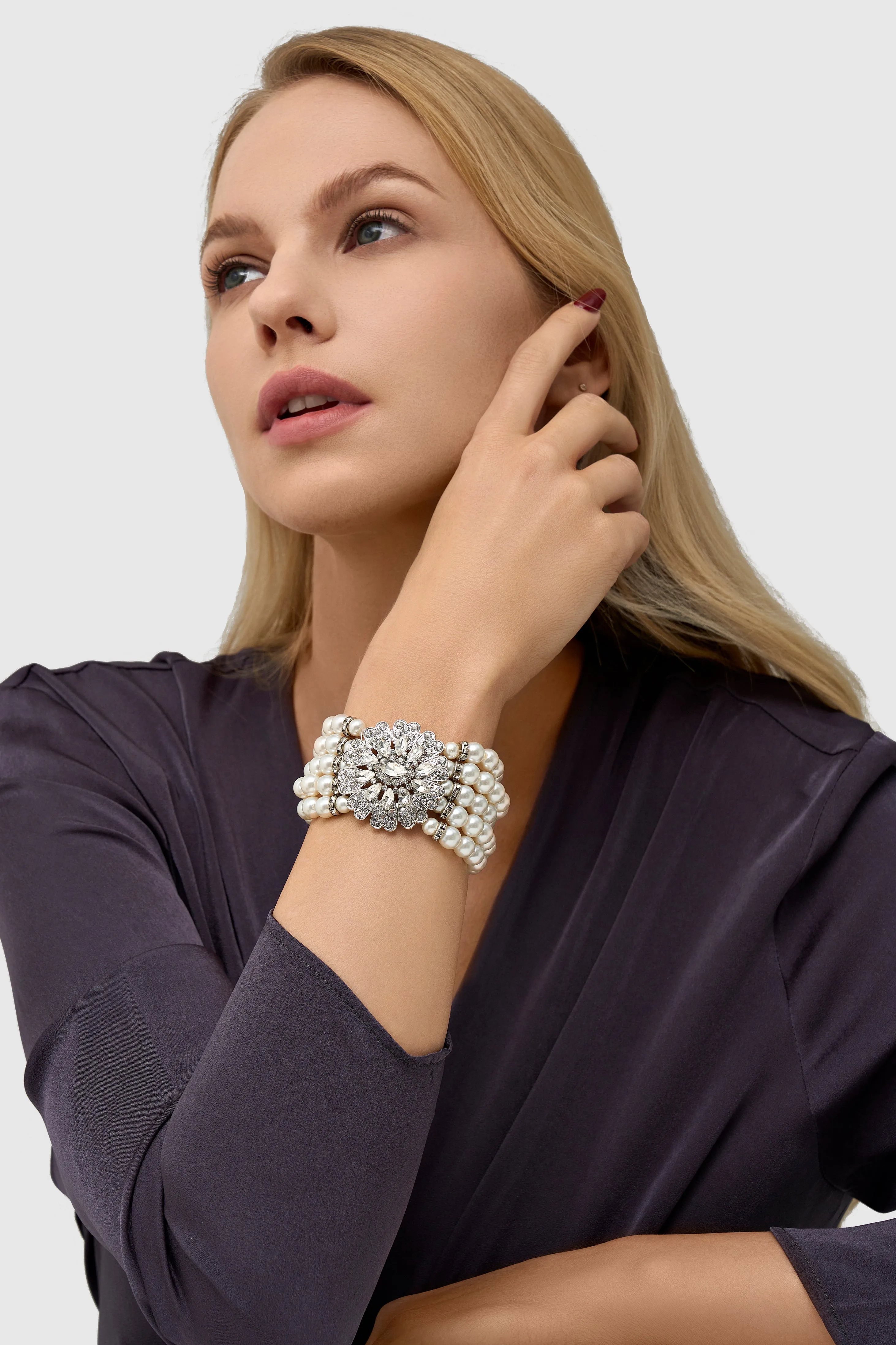 Stunning Zircon Studded Pearl Bracelet