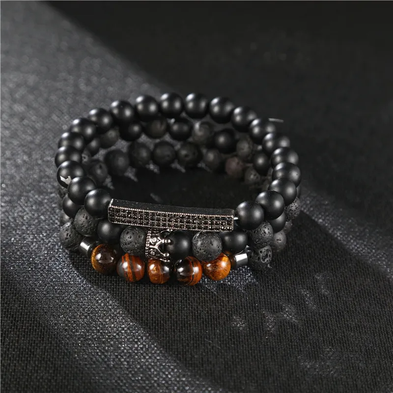 Unisex Black Matte Bracelet Of Onyx Stone Beads And Crown / Stylish Jewellery