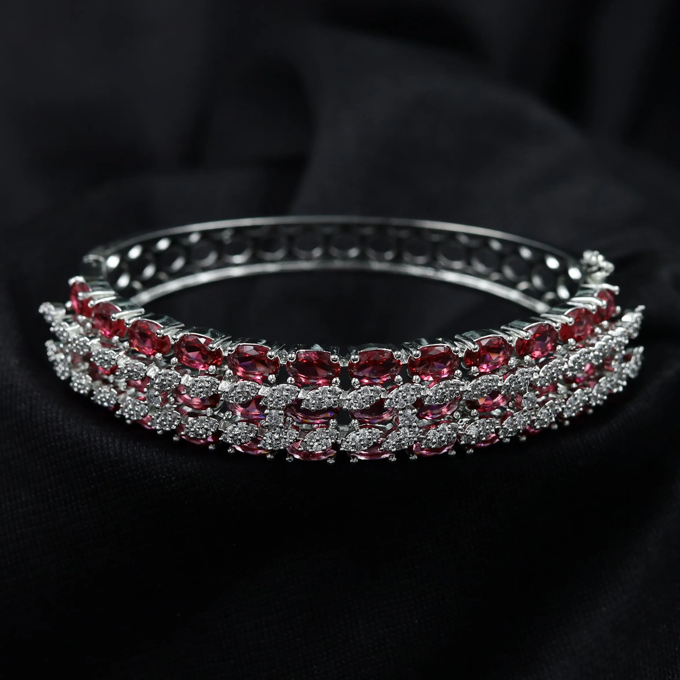 Zircon/AD Bracelet 10676-69