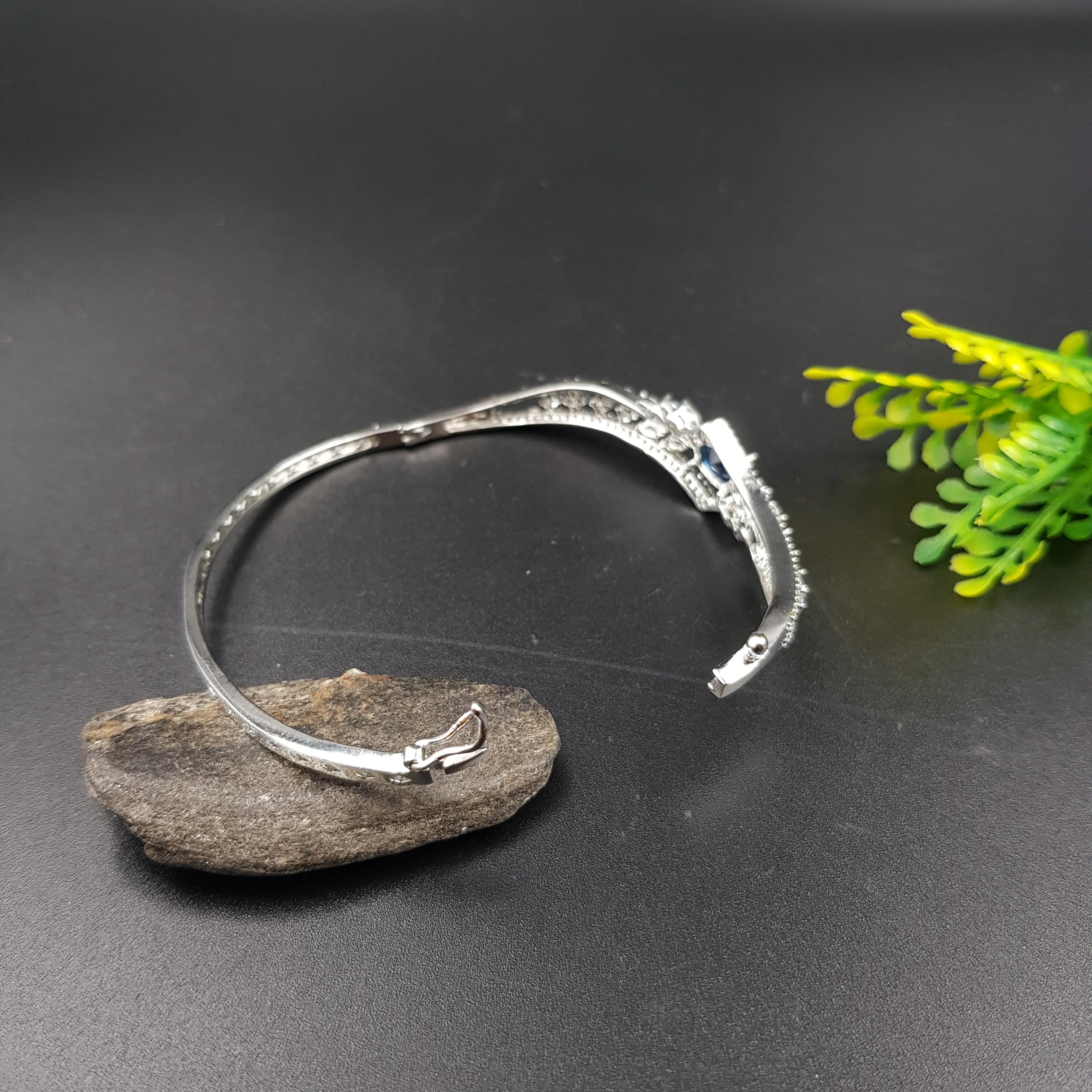 Zircon/AD Bracelet 10677-69