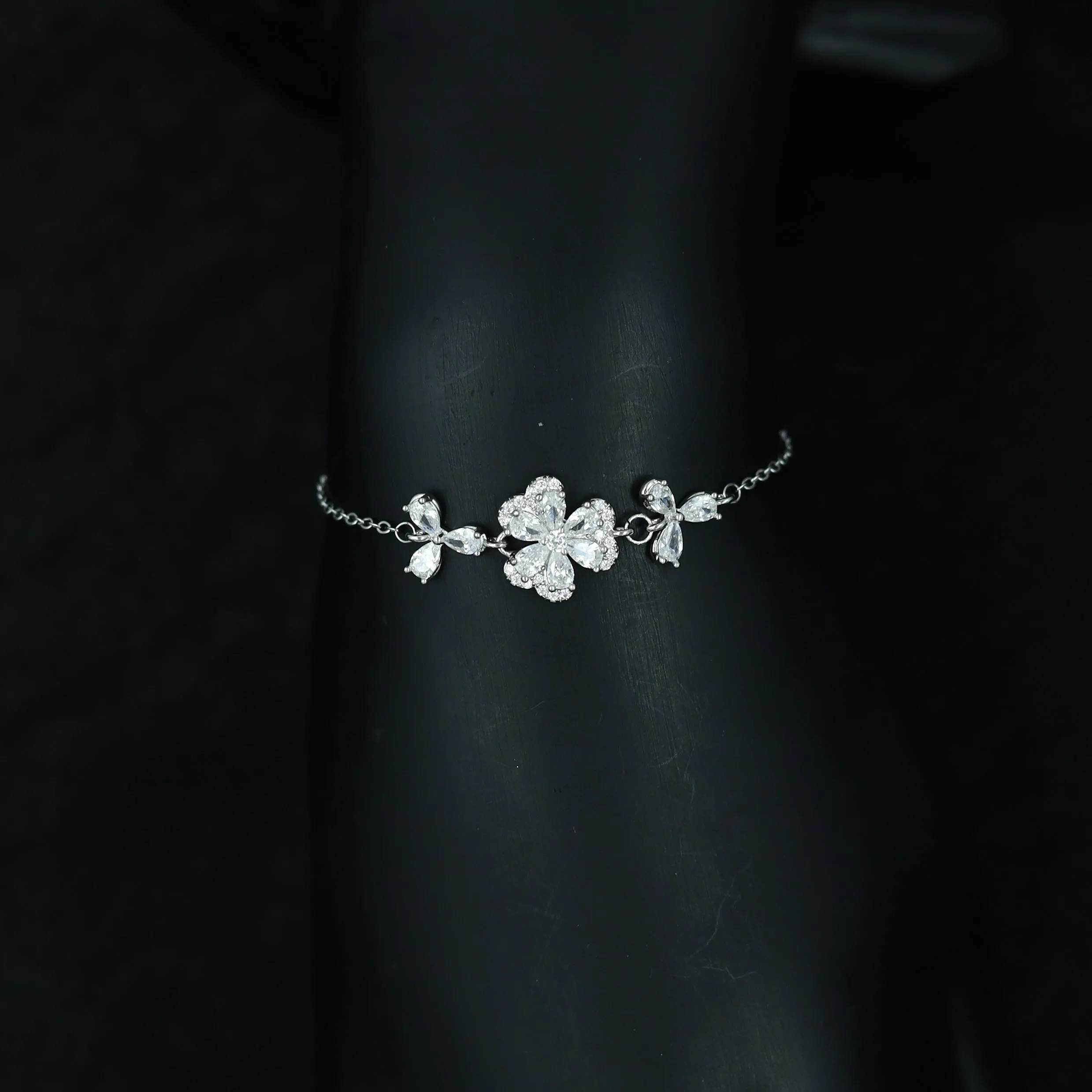 Zircon/AD Bracelet 13307-33