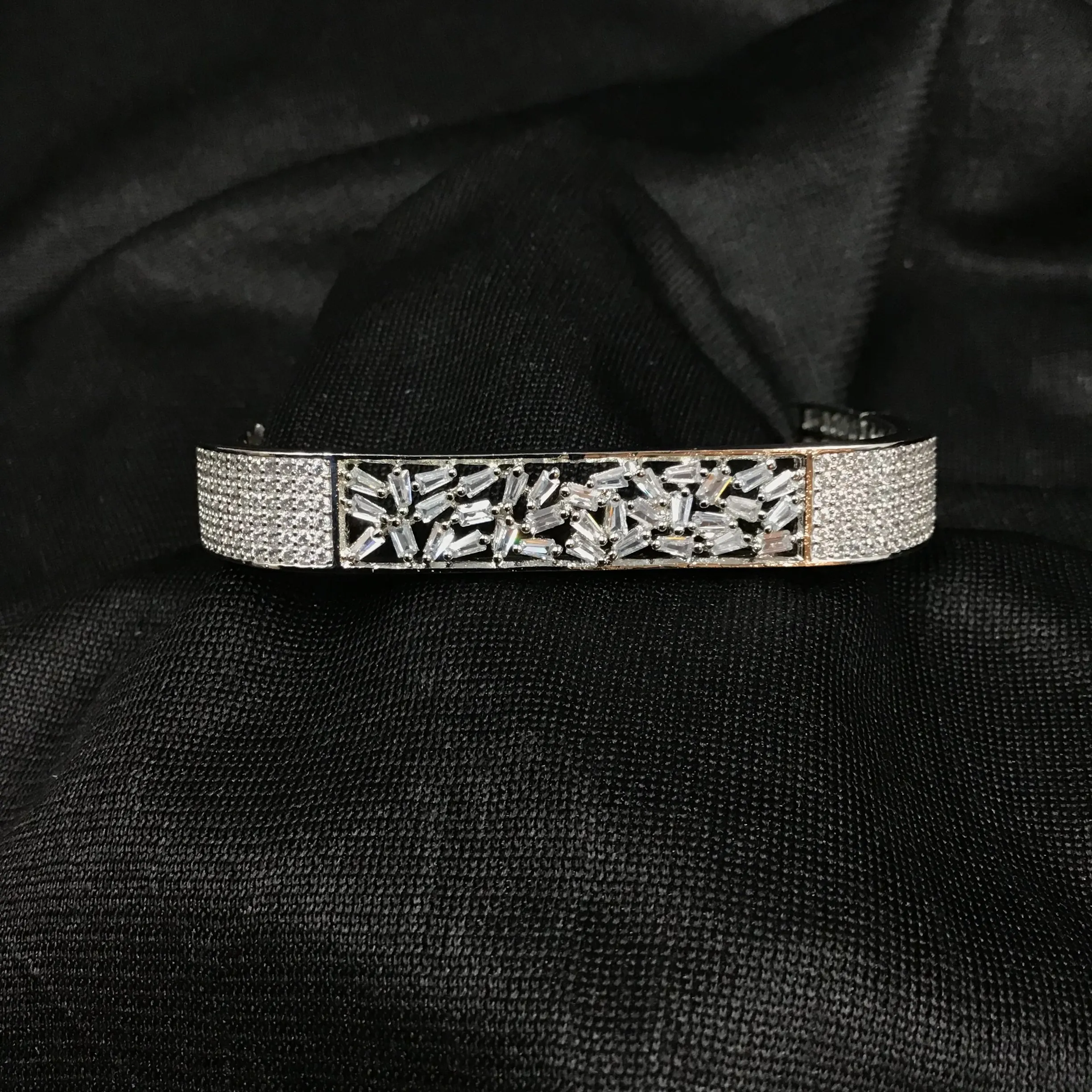 Zircon/AD Bracelet 3306-08