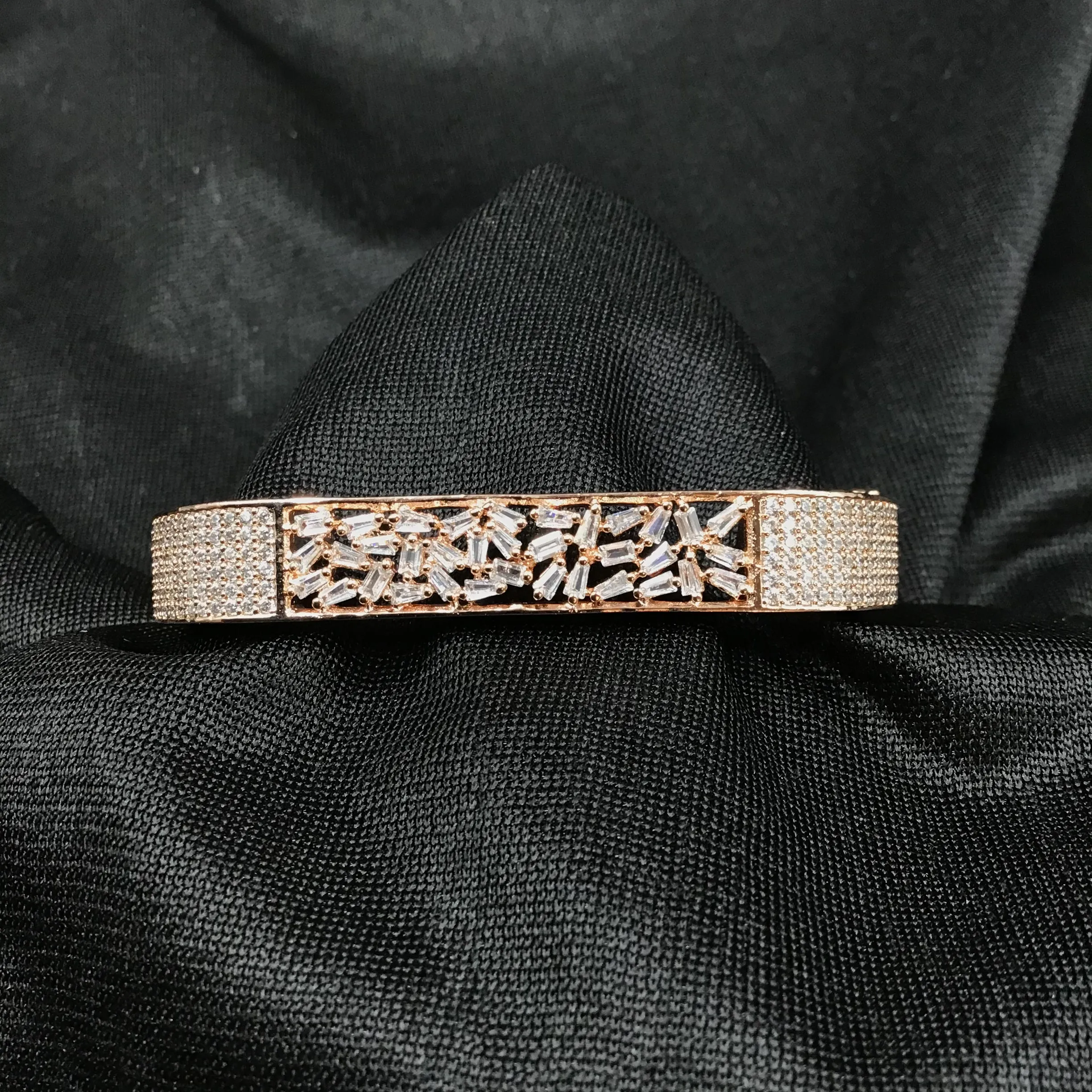 Zircon/AD Bracelet 3306-08